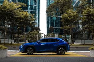 Lexus UX200 2019 года  (MY)